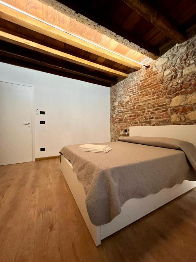 Teodorico Room & Apartment فيرونا المظهر الخارجي الصورة