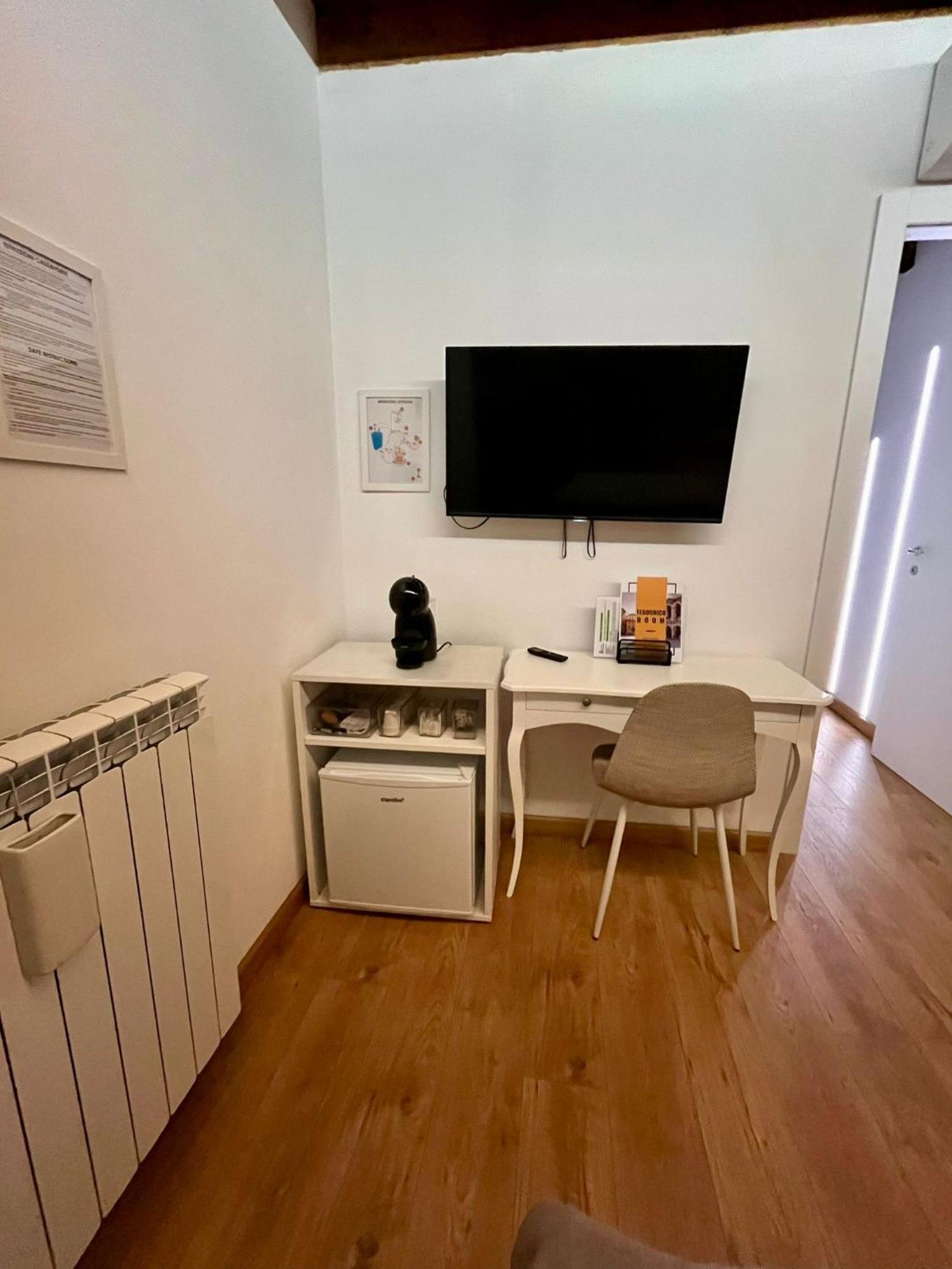 Teodorico Room & Apartment فيرونا المظهر الخارجي الصورة