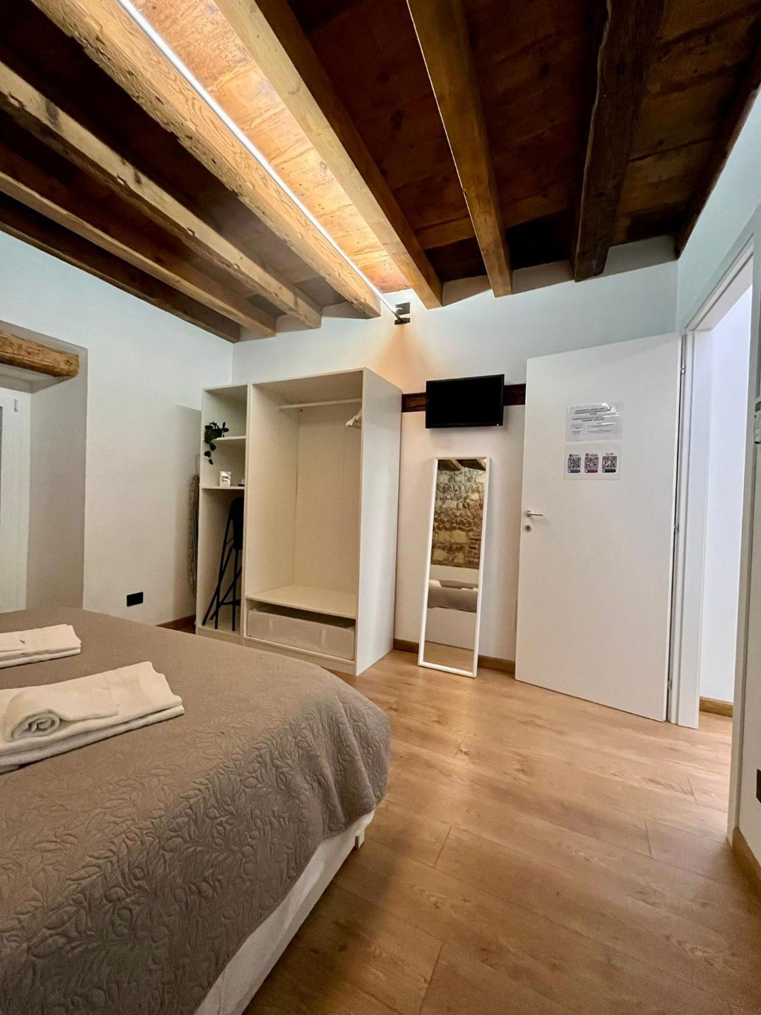 Teodorico Room & Apartment فيرونا المظهر الخارجي الصورة